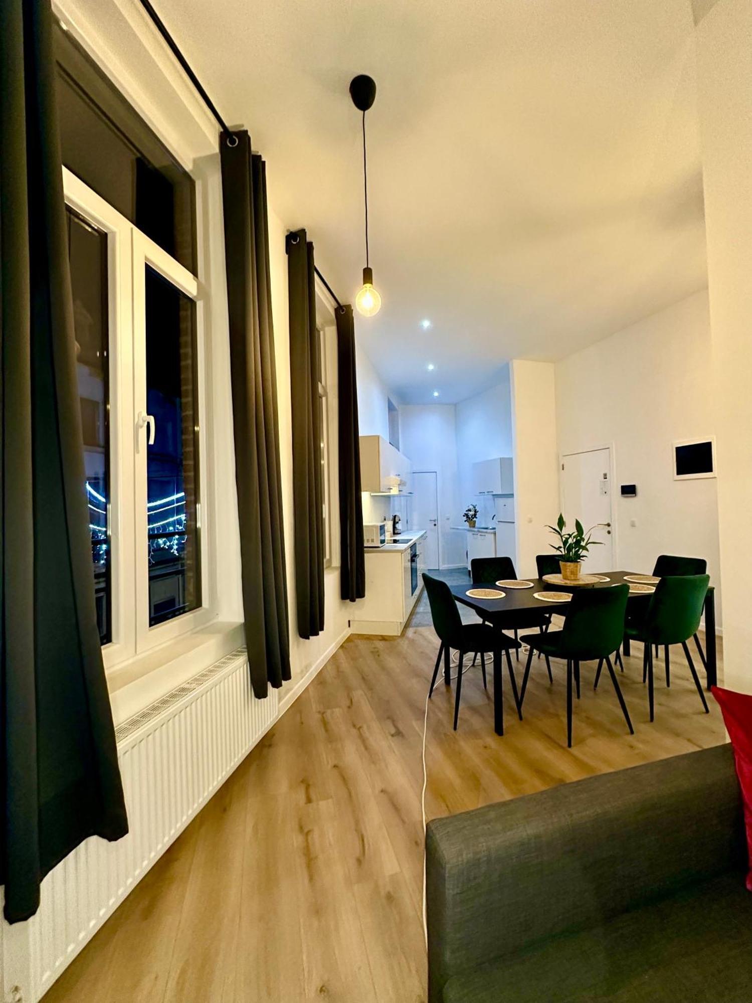 Luxury Suites Mons By Rikas Hotels Екстериор снимка