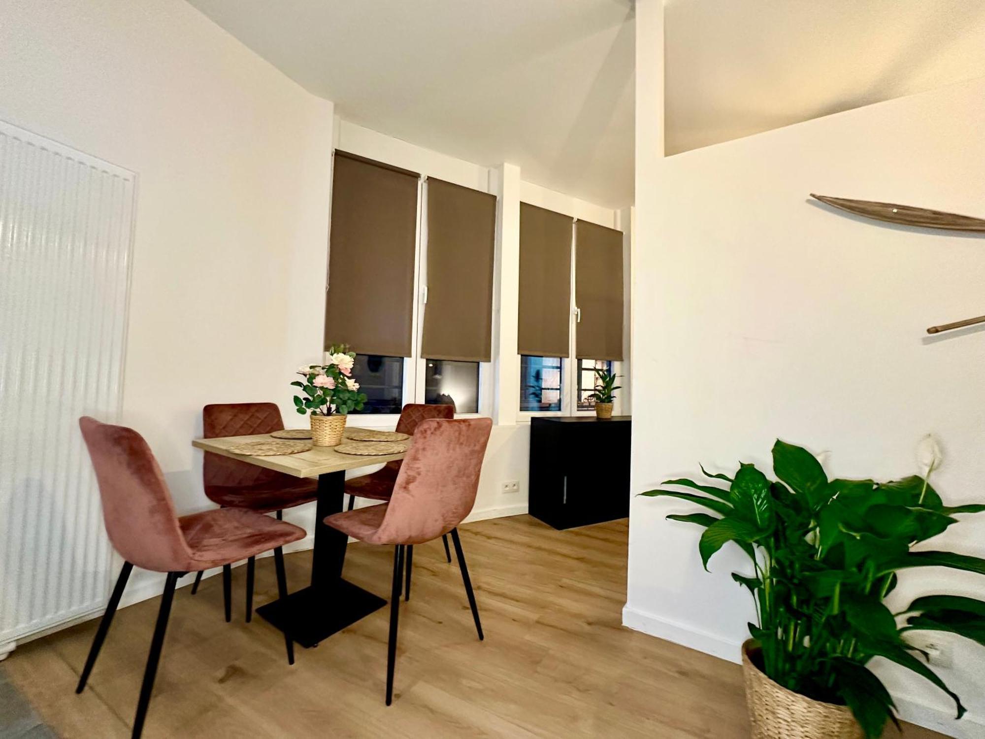 Luxury Suites Mons By Rikas Hotels Екстериор снимка