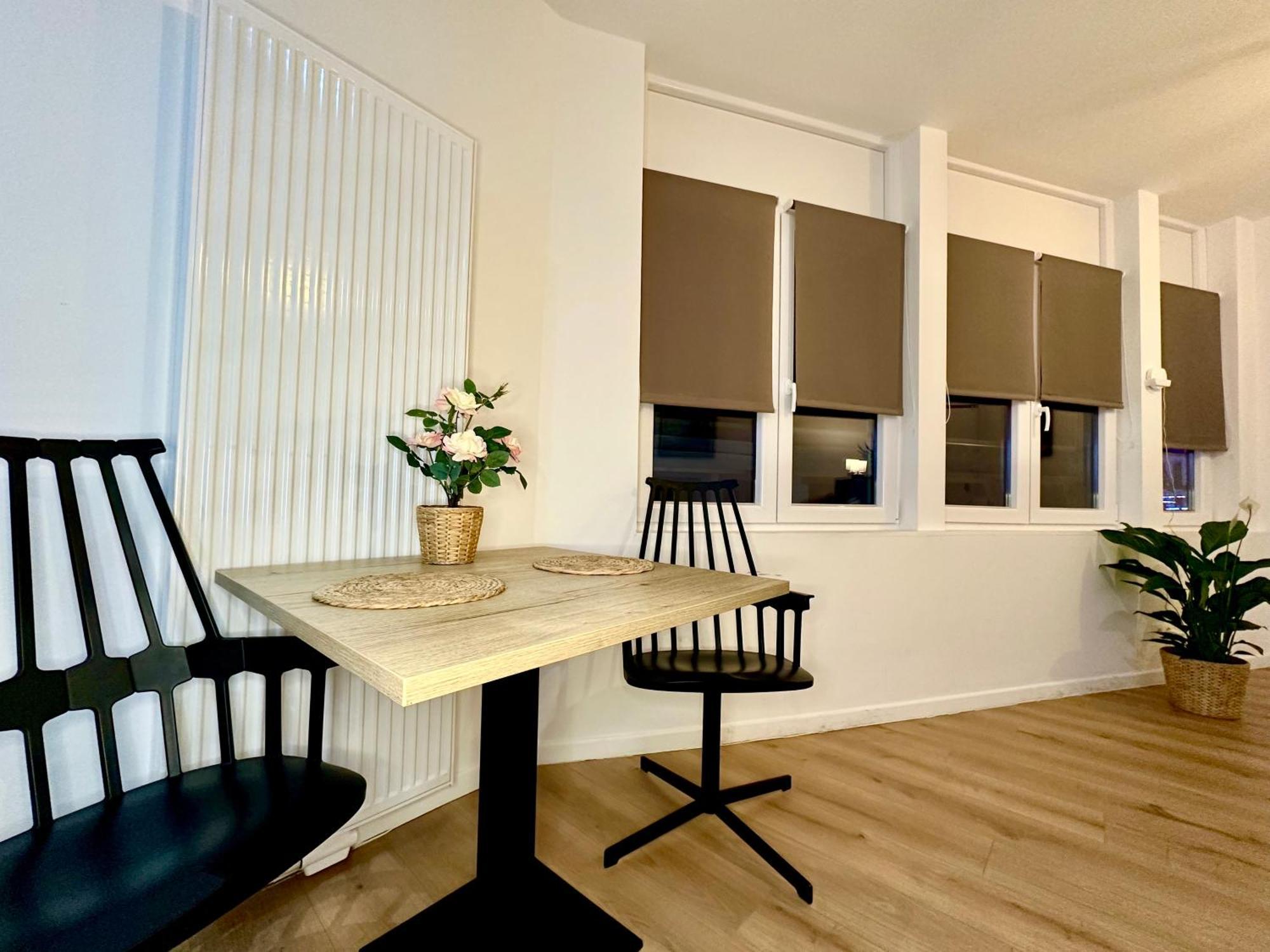 Luxury Suites Mons By Rikas Hotels Екстериор снимка